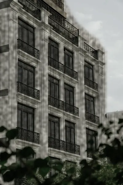 Ενδεικτική απεικόνιση: φθαρμένη όψη πριν